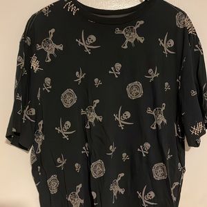 Disney Pirates of the Caribbean All Over Skull TShirt
